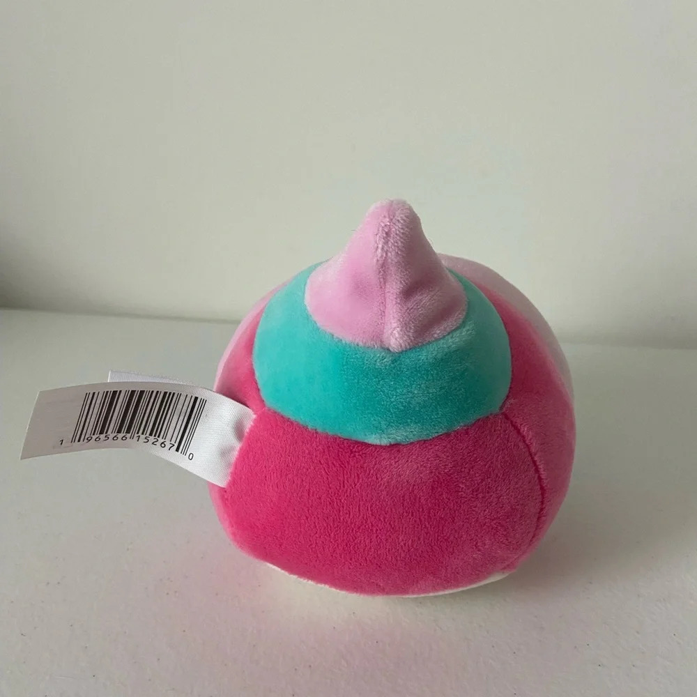 NWOT | Fluxie the‎ Valentine’s Day Caterpillar 5 inch squishmallow plush - Picture 4 of 5